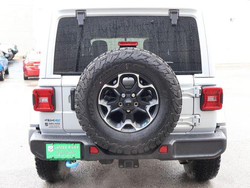 Silver Zynith Clearcoat 2023 Jeep Wrangler 4xe Rubicon