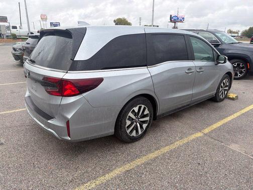 Solar Silver Metallic 2025 Honda Odyssey EX-L