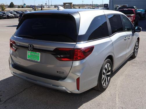 Solar Silver Metallic 2025 Honda Odyssey EX-L