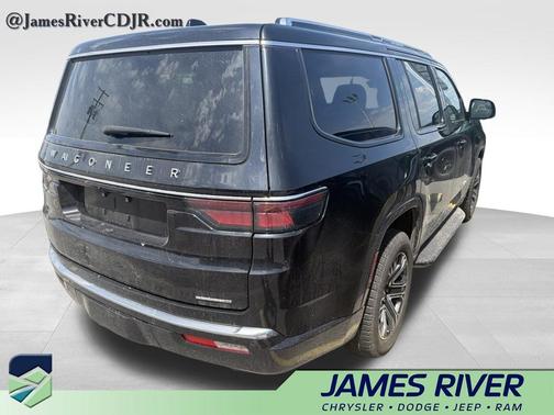 Diamond Black Crystal Pearlcoat 2024 Jeep Wagoneer Series II 4x2