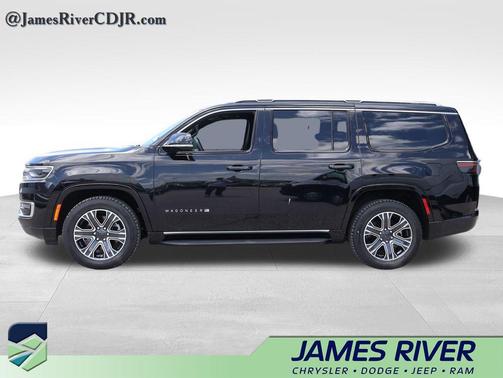 Diamond Black Crystal Pearlcoat 2024 Jeep Wagoneer Series II 4x2