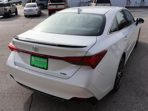 2019 Toyota Avalon XSE