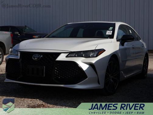 2019 Toyota Avalon XSE