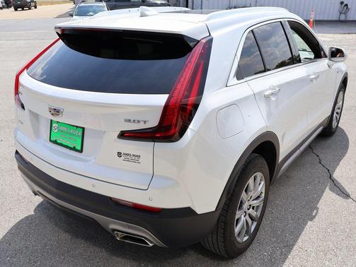 2019 Cadillac XT4 Premium Luxury