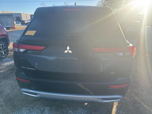 2024 Mitsubishi Outlander 