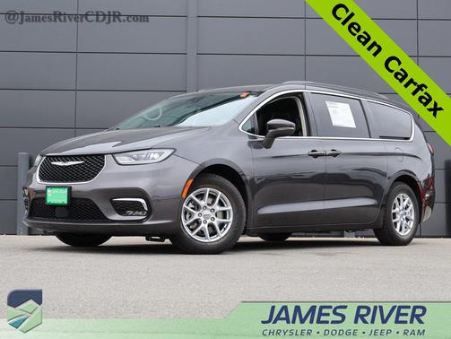 2022 Chrysler Pacifica Touring L