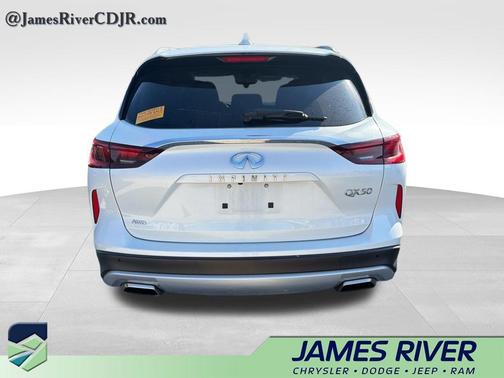 2023 INFINITI QX50 LUXE AWD