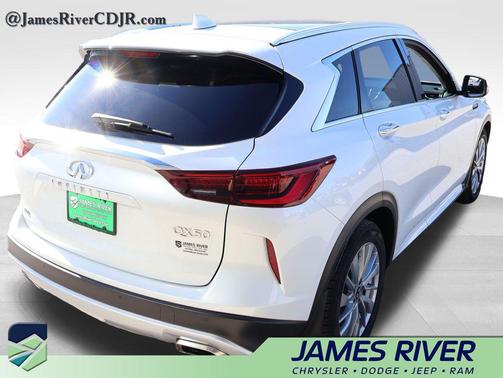 2023 INFINITI QX50 LUXE AWD