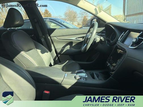 2023 INFINITI QX50 LUXE AWD