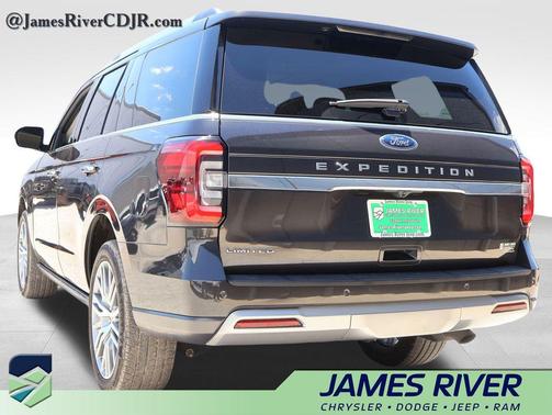 Dark Matter Gray Metallic 2024 Ford Expedition Limited
