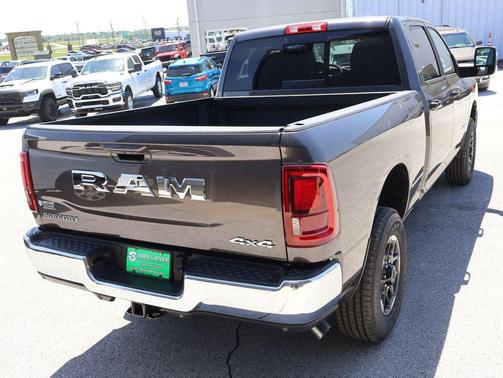 Granite Crystal Metallic Clearcoat 2026 RAM 2500 Laramie Crew Cab 4x4 6'4' Box