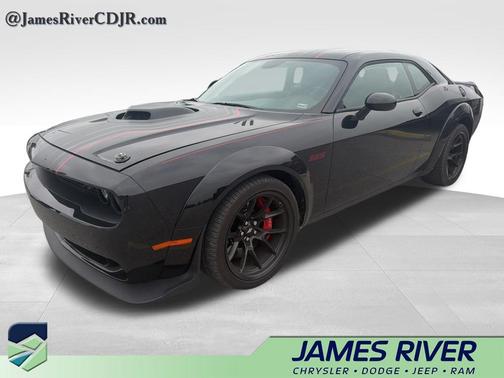 Pitch Black Clearcoat 2023 Dodge Challenger R/T Scat Pack Widebody