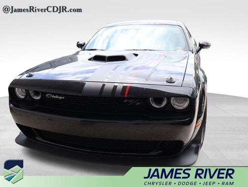 Pitch Black Clearcoat 2023 Dodge Challenger R/T Scat Pack Widebody
