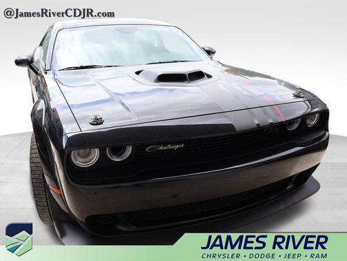 Pitch Black Clearcoat 2023 Dodge Challenger R/T Scat Pack Widebody