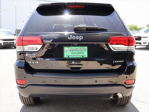 2022 Jeep Grand Cherokee Laredo
