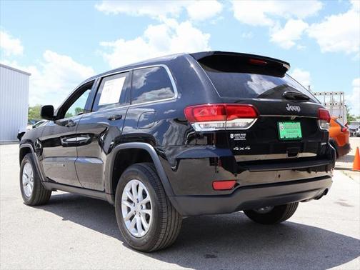 2022 Jeep Grand Cherokee Laredo