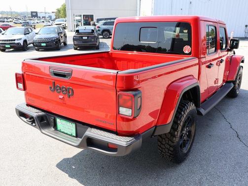 2025 Jeep Gladiator Sport