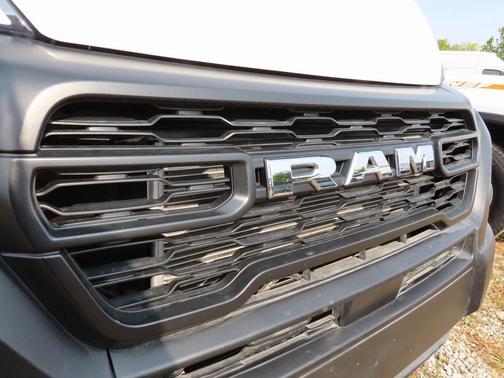 2025 RAM ProMaster 2500 Tradesman