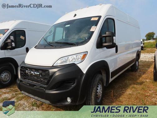 2025 RAM ProMaster 2500 Tradesman