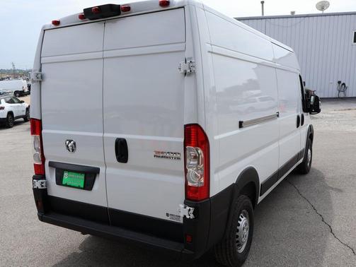 2025 RAM ProMaster 2500 Tradesman