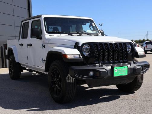 2022 Jeep Gladiator Altitude 4x4