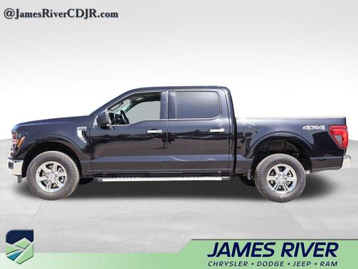 Agate Black Metallic 2025 Ford F-150 XLT