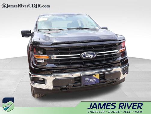 Agate Black Metallic 2025 Ford F-150 XLT