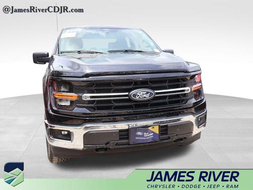Agate Black Metallic 2025 Ford F-150 XLT
