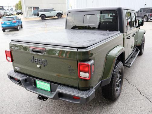 2022 Jeep Gladiator Willys 4x4