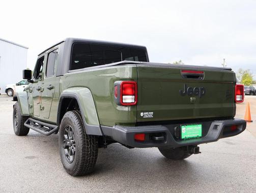 2022 Jeep Gladiator Willys 4x4