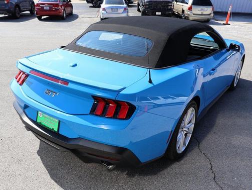2024 Ford Mustang GT Premium