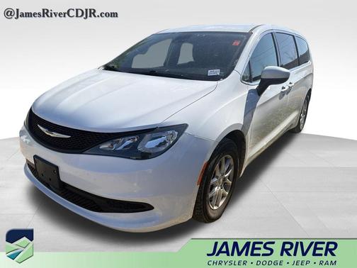 Bright White Clearcoat 2024 Chrysler Pacifica Touring L