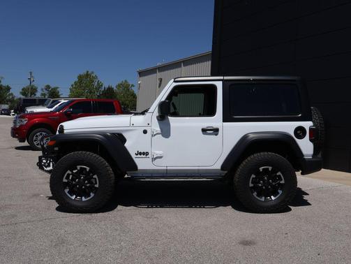 Bright White Clearcoat 2024 Jeep Wrangler Sport S