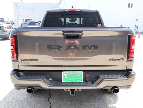 Granite Crystal Metallic Clearcoat 2026 RAM 1500 Laramie