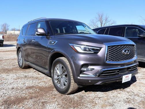 2024 INFINITI QX80 Luxe