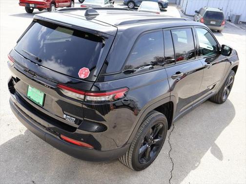 2025 Jeep Grand Cherokee Altitude