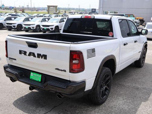 Bright White Clearcoat 2026 RAM 1500 Laramie