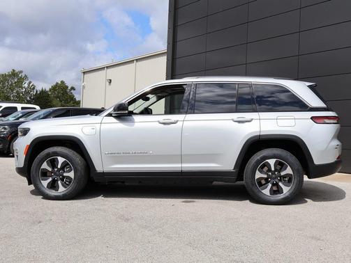 2023 Jeep Grand Cherokee 4xe Base