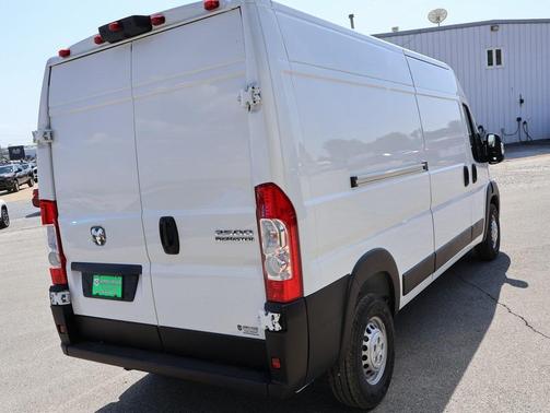 2025 RAM ProMaster 2500 Tradesman