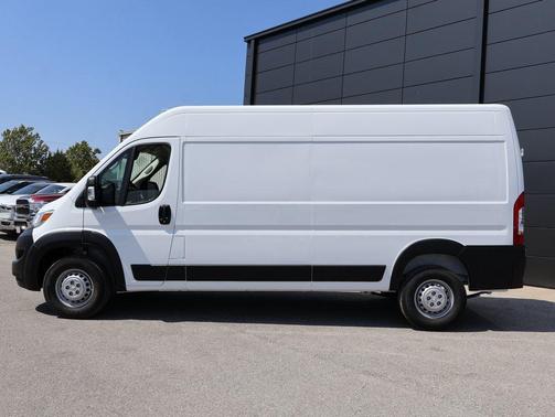 2025 RAM ProMaster 2500 Tradesman