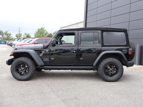 Black Clearcoat 2024 Jeep Wrangler 4xe Willys