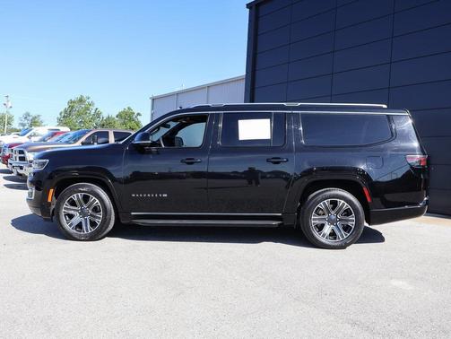 2023 Jeep Wagoneer L Series II 4x4