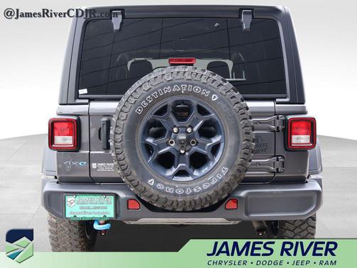 Granite Crystal Metallic Clearcoat 2023 Jeep Wrangler 4xe Willys