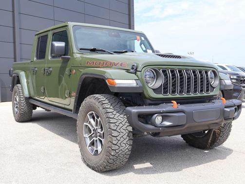 Sarge Green Clearcoat 2024 Jeep Gladiator Mojave X