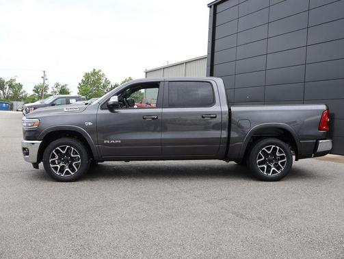 Granite Crystal Metallic Clearcoat 2026 RAM 1500 Laramie