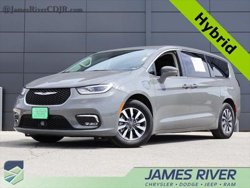 2022 Chrysler Pacifica Hybrid Touring L