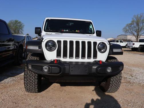 Bright White Clearcoat 2023 Jeep Wrangler Rubicon