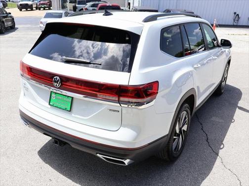 2024 Volkswagen Atlas 2.0T SE w/Technology 4MOTION