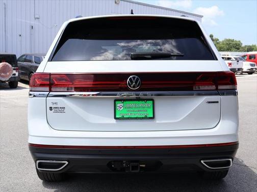 2024 Volkswagen Atlas 2.0T SE w/Technology 4MOTION