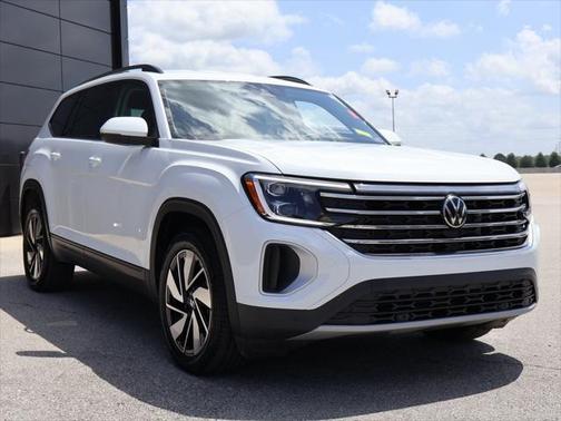 2024 Volkswagen Atlas 2.0T SE w/Technology 4MOTION